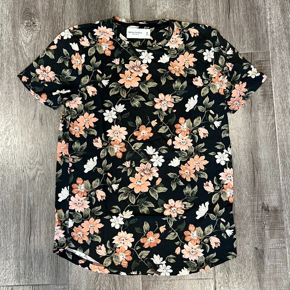 A&F - Floral Short-Sleeve Shirt